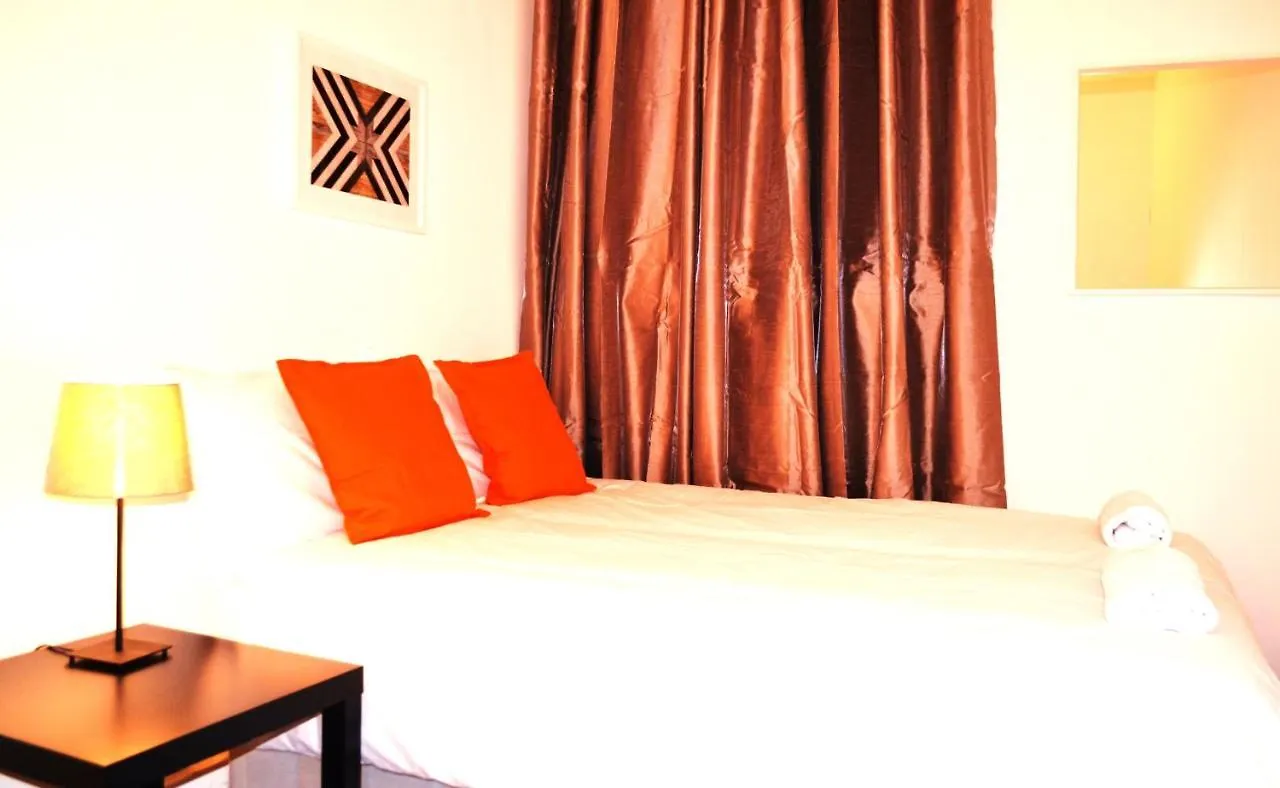 The Lion Head Hotel London