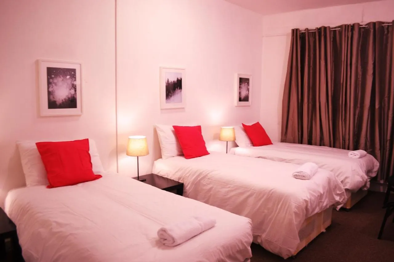 **  The Lion Head Hotel London United Kingdom